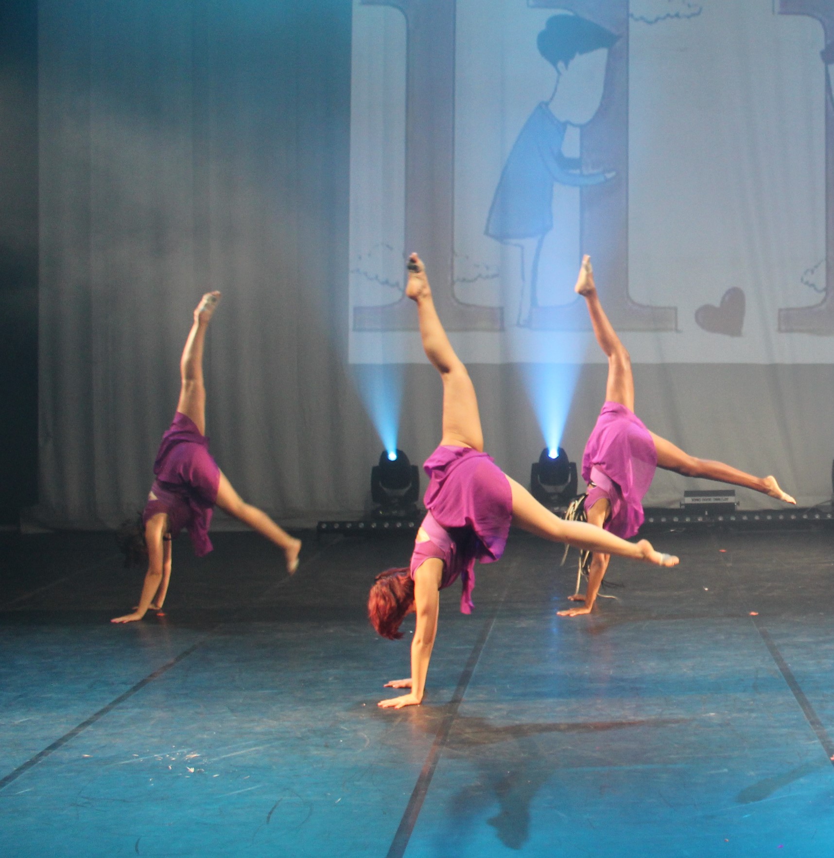 Spectacle